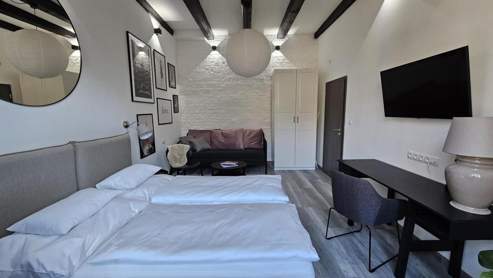 Great Living Apartments Karlovy Vary Esterno foto